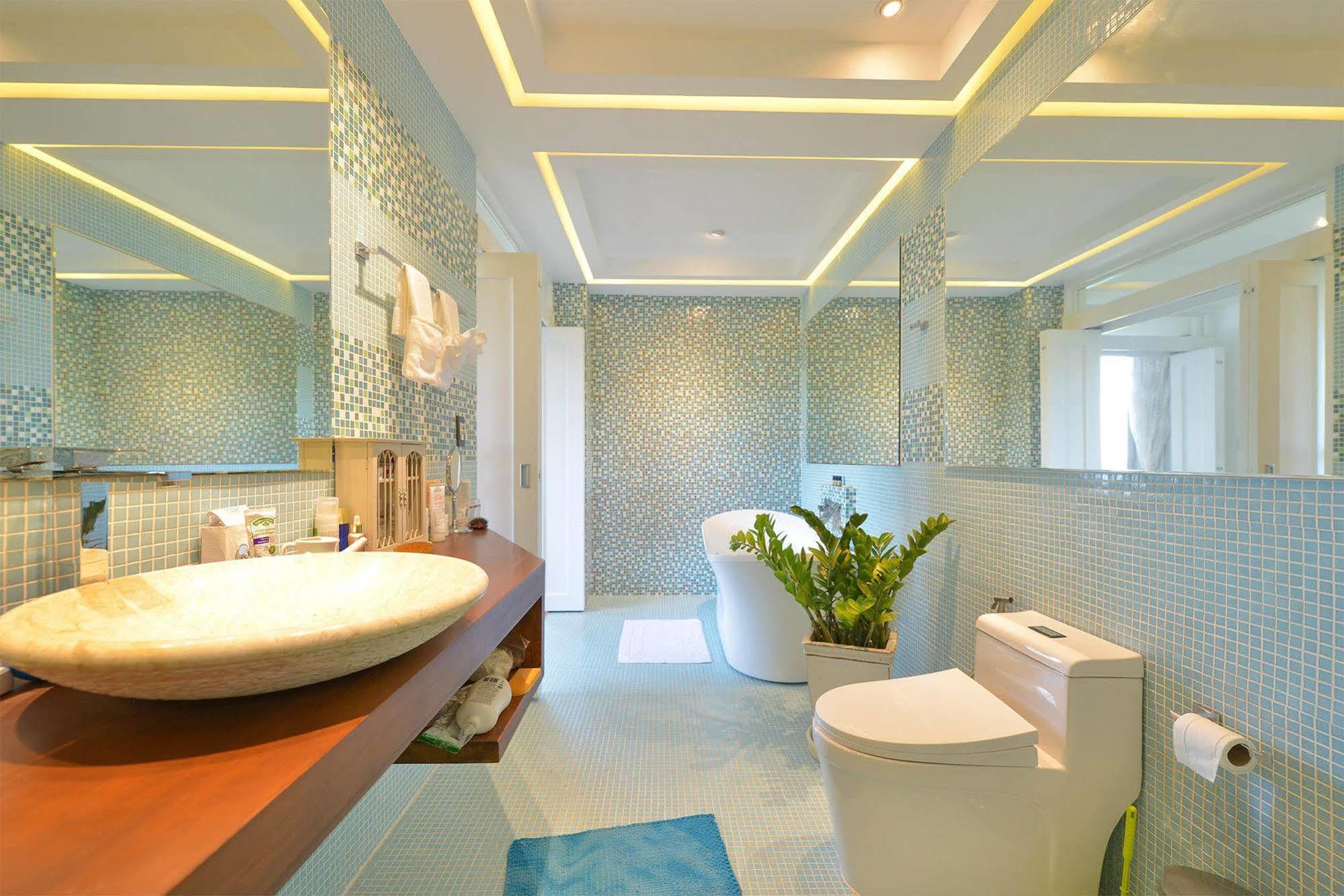 Balabag  Boracay Karuna Luxury Suites מראה חיצוני תמונה